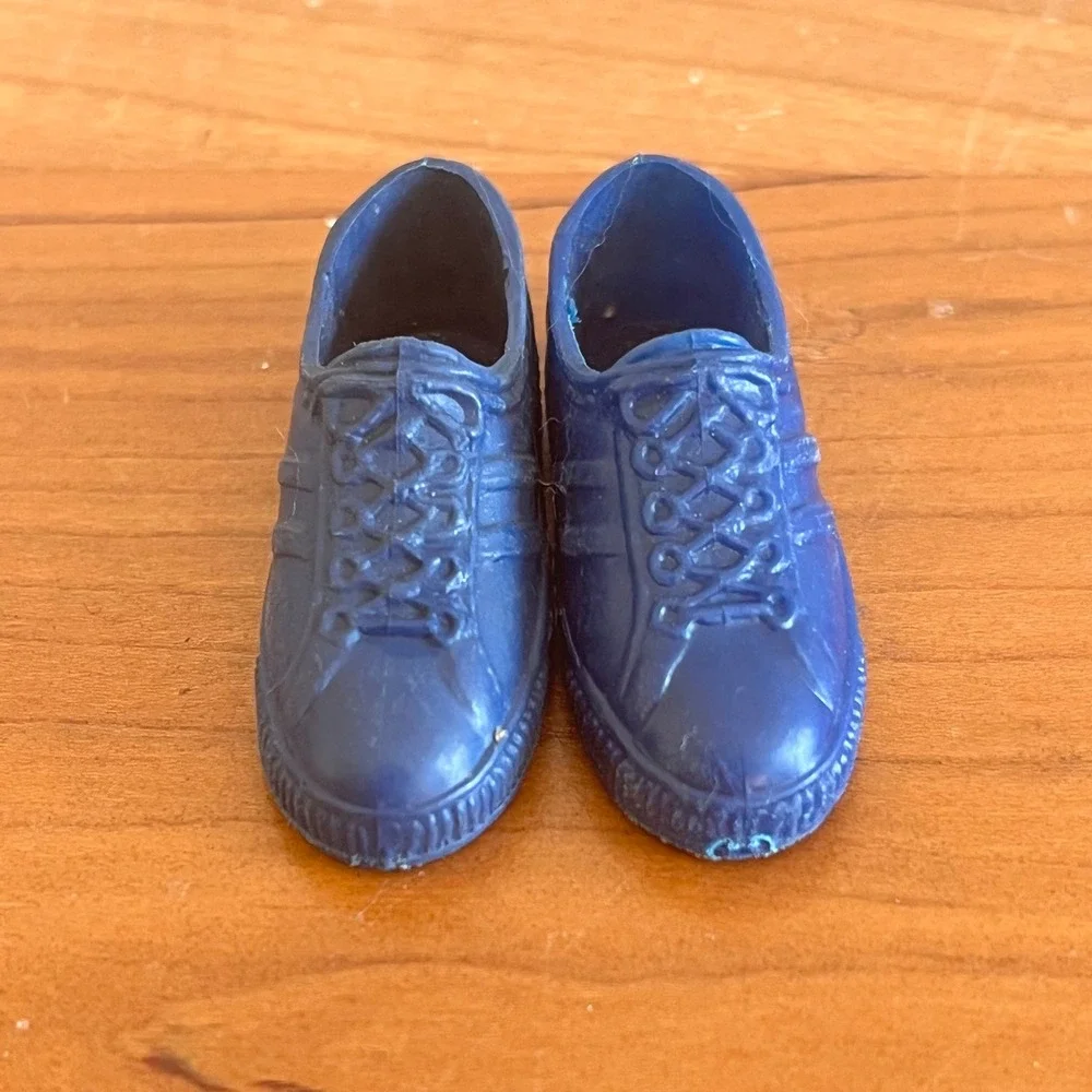 Vintage 1980's Blue Ken Doll Low Cut Tennis Shoes Accessoies‎